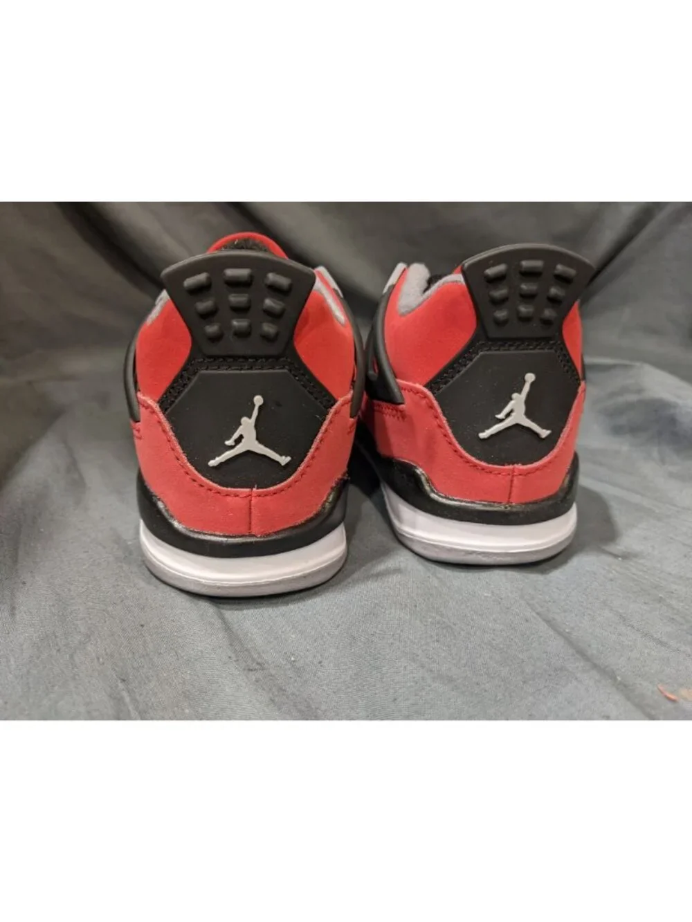 Nike Toddler Air Jordan Retro 4 Red and Black Size 5c NEW IN BOX